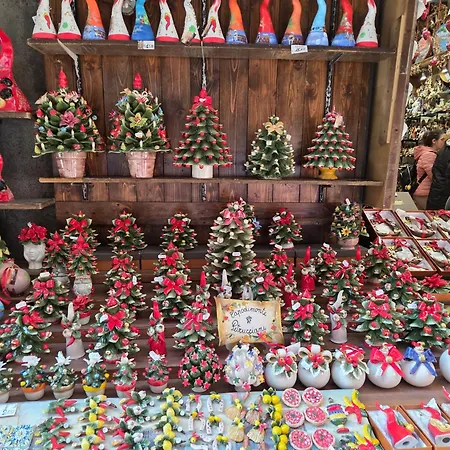 10elode House * Nápoles