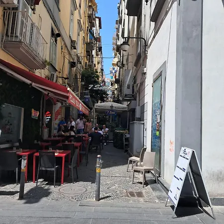 10elode House * Naples