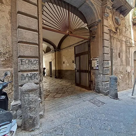 Апартаменты 10elode House