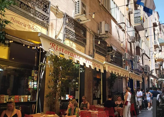 10elode House * Napoli